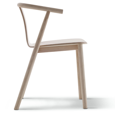 jasper-morrison-chairs-for-cappellini3.jpg
