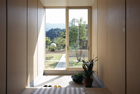 m-house-by-ouvi-and-moriis-atelier-10.jpg