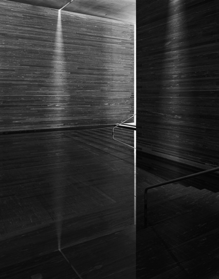 photographs-of-the-work-of-peter-zumthor-by-helene-binet-20.jpg