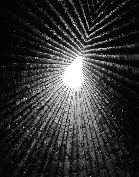 photographs-of-the-work-of-peter-zumthor-by-helene-binet-8.jpg