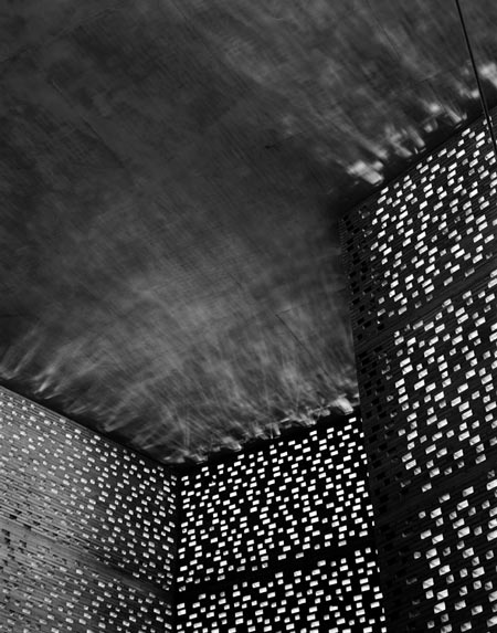 photographs-of-the-work-of-peter-zumthor-by-helene-binet-9.jpg
