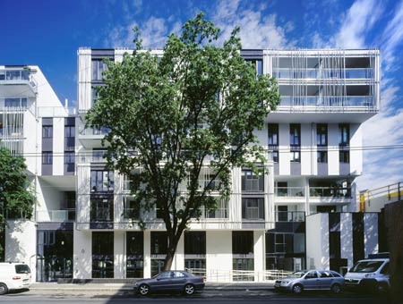 residential-area-at-sensengasse-by-josef-weichenberger-architects31.jpg
