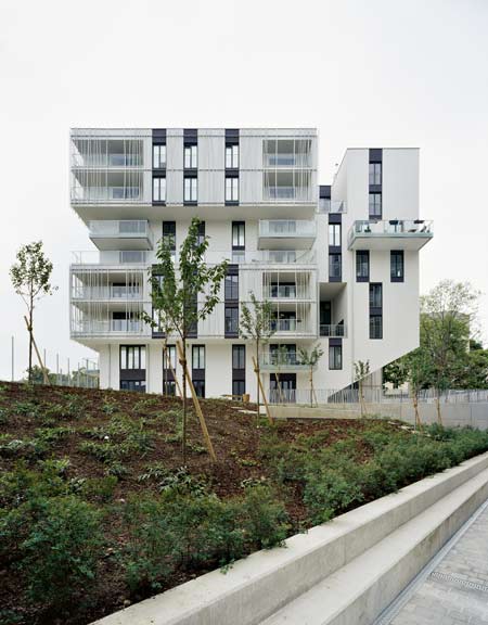 residential-area-at-sensengasse-by-josef-weichenberger-architects33.jpg