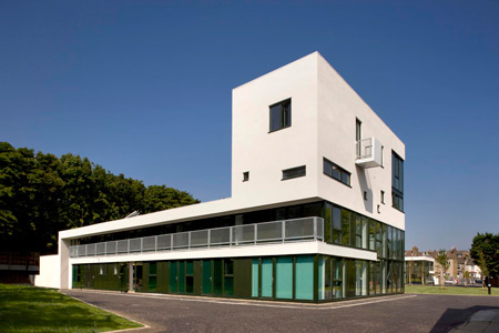spring-gardens-by-peter-barber-architects-03.jpg