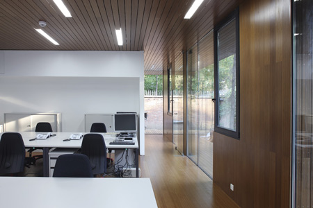 Visa section of Swiss Embassy by EXH Design 14 Visa section of Swiss Embassy by EXH Design 14