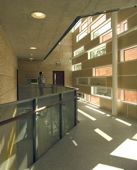 clapham-manor-primary-school-by-drmm-23.jpg