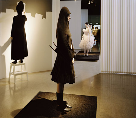 hussein-chalayan-interview-3.jpg