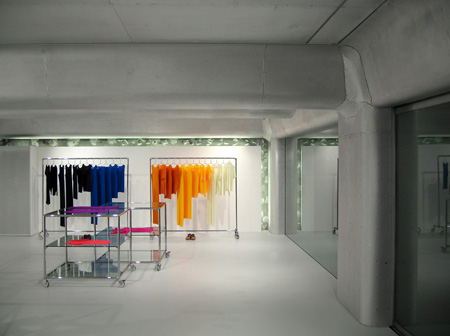 pleats-please-issey-miyakeaoyama-by-tokujin-yoshioka-3.jpg