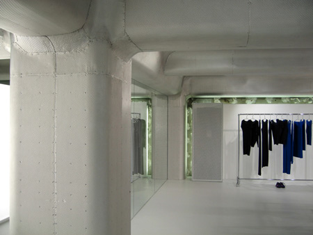 pleats-please-issey-miyakeaoyama-by-tokujin-yoshioka-4.jpg