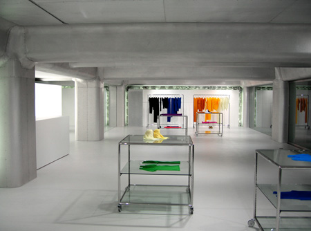 pleats-please-issey-miyakeaoyama-by-tokujin-yoshioka-6.jpg