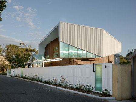 swan-street-house-by-iredale-pedersen-hook-architects-14.jpg