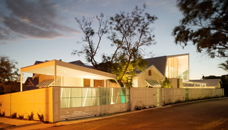 swan-street-residence-by-iredale-pedersen-hook-architects-32.jpg