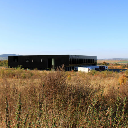 dzn_Logistics Centre Partyrent by Jarosch Architektur02