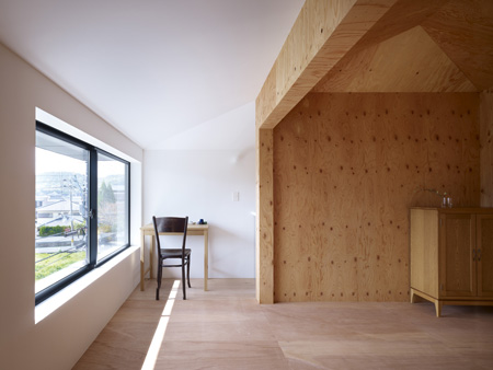 Belly House by Tomohiro Hata Architect and Associates Belly House by Tomohiro Hata Architect and Associates