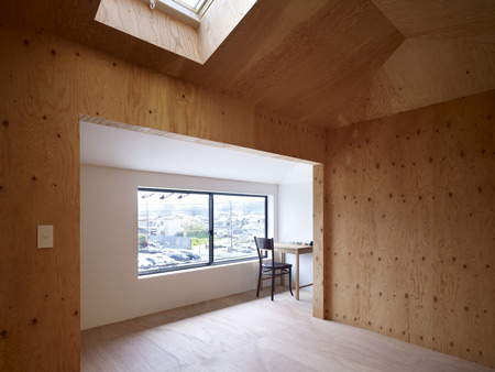 Belly House by Tomohiro Hata Architect and Associates Belly House by Tomohiro Hata Architect and Associates