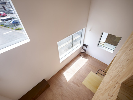 Belly House by Tomohiro Hata Architect and Associates Belly House by Tomohiro Hata Architect and Associates