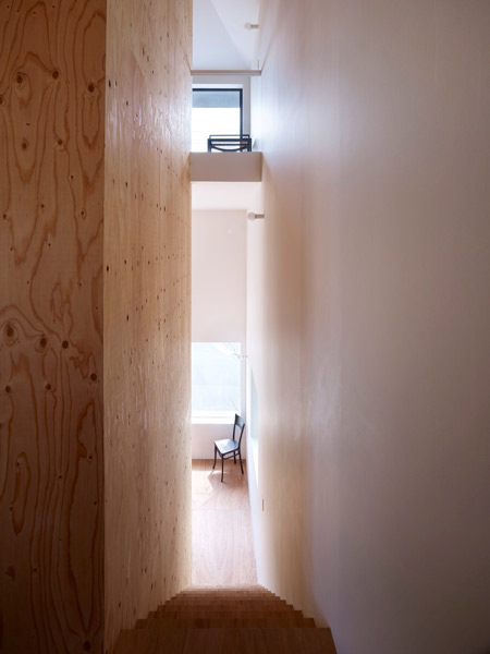Belly House by Tomohiro Hata Architect and Associates Belly House by Tomohiro Hata Architect and Associates