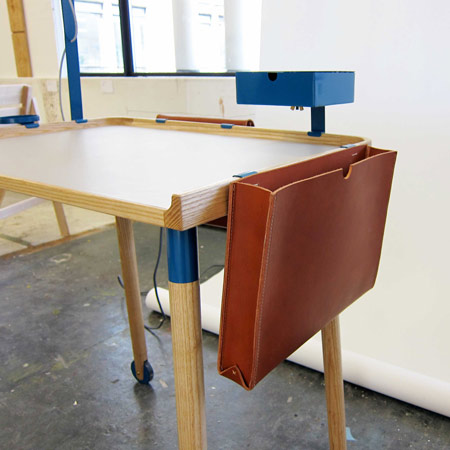 Minimal Work Station by Fredrik Paulson