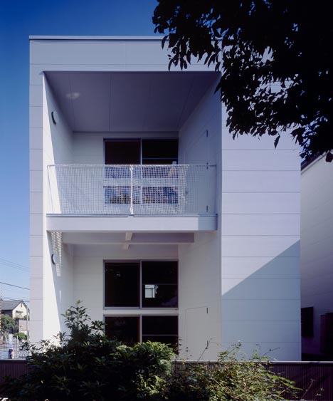 House in Hamadera by Coo Planning