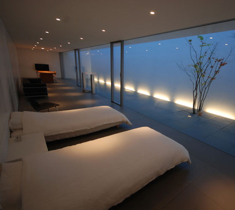 Minimalist House by Shinichi Ogawa & Associates Minimalist House by Shinichi Ogawa & Associates
