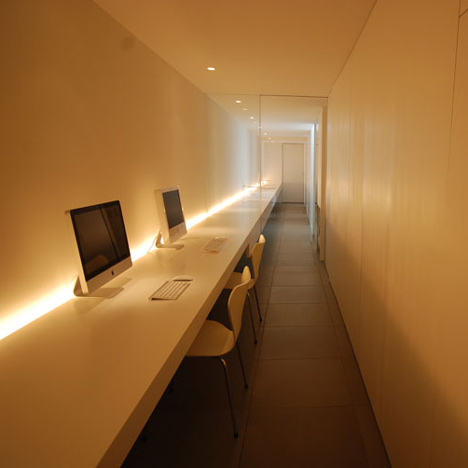 Minimalist House by Shinichi Ogawa & Associates Minimalist House by Shinichi Ogawa & Associates