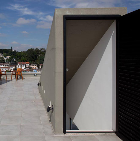 Mirante do Horto House by Flavio Castro Mirante do Horto House by Flavio Castro