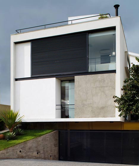 Mirante do Horto House by Flavio Castro Mirante do Horto House by Flavio Castro