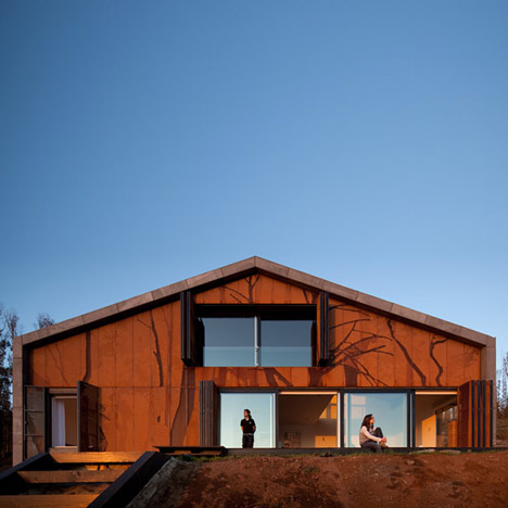 Prefab House in Cedeira by MYCC