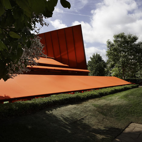 Serpentine Gallery Pavilion by Jean Nouvel photographed by Julien Lanoo Serpentine Gallery Pavilion by Jean Nouvel photographed by Julien Lanoo