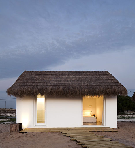 Casa Areia by Aires Mateus Architects Casa Areia by Aires Mateus Architects