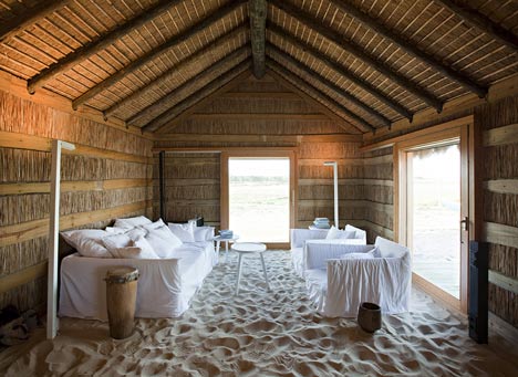 Casa Areia by Aires Mateus Architects Casa Areia by Aires Mateus Architects