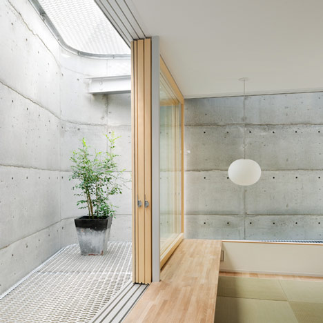 House in Minamimachi3 by Suppose Design Office House in Minamimachi3 by Suppose Design Office
