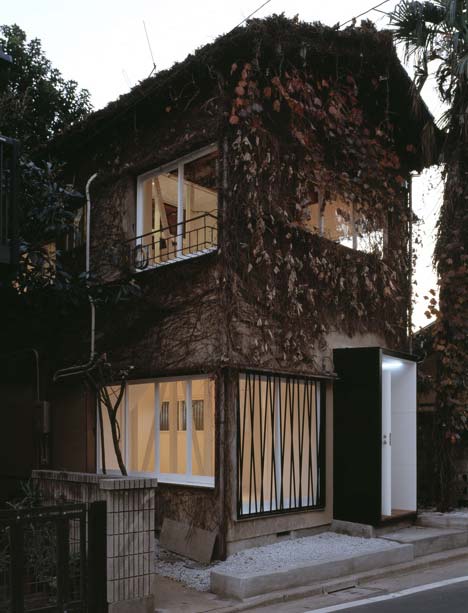 Ivy house by Hiroyuki Miyabe