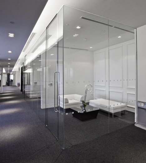 Net a Porter store by Studiofibre