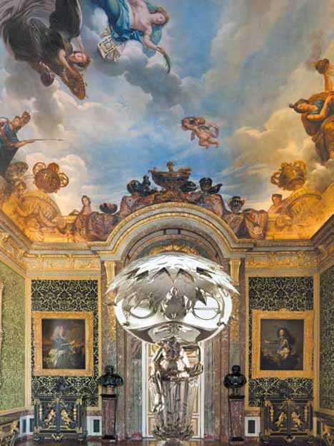 Takashi Murakami at the Château de Versailles