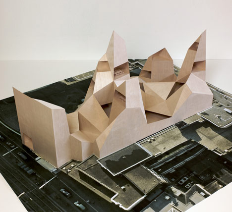 Two models for embassies (retreat I & II) by Anne Holtrop Two models for embassies (retreat I & II) by Anne Holtrop
