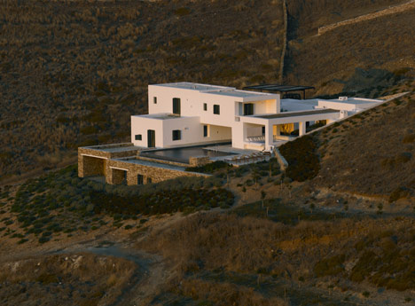 AntiarosDesignProperties by Oliaros