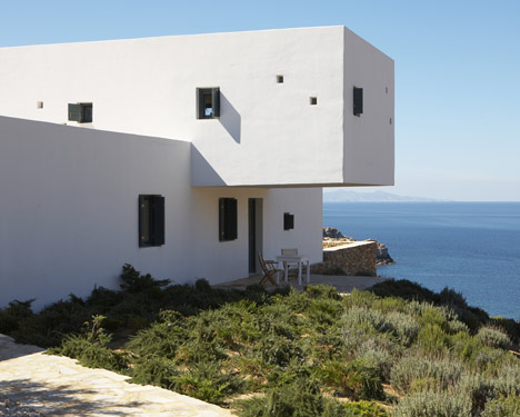 AntiarosDesignProperties by Oliaros