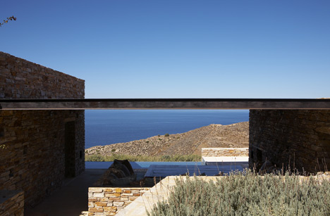 AntiarosDesignProperties by Oliaros