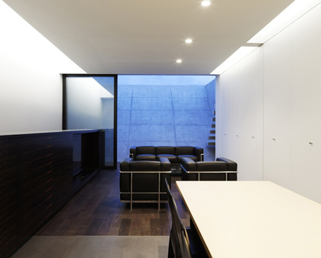 Flow by APOLLO Architects & Associates Flow by APOLLO Architects & Associates