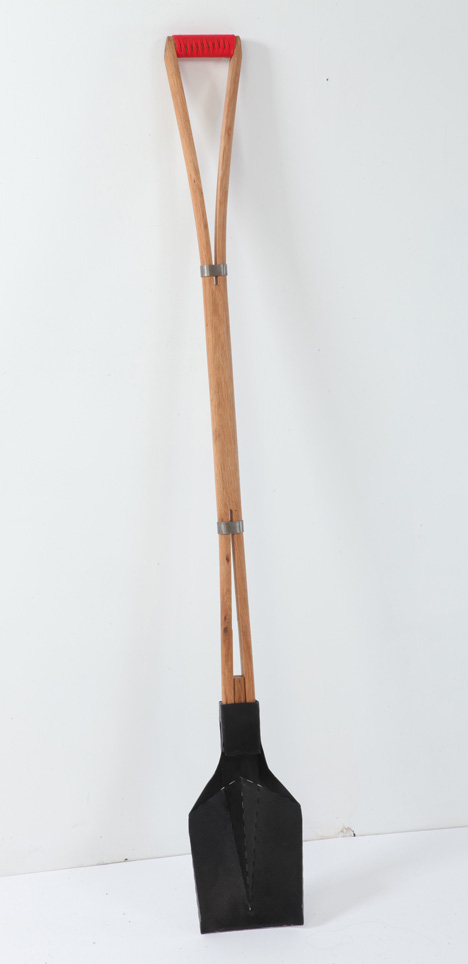 Garden Tools by Itay Laniado 