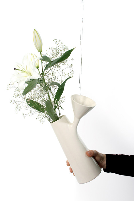 Funnel Vase by Roger Arquer