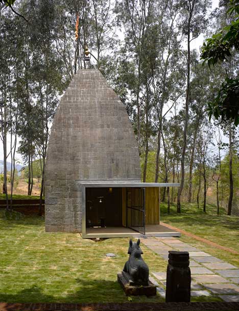 Shiv Temple by Sameep Padora & Associates Shiv Temple by Sameep Padora & Associates