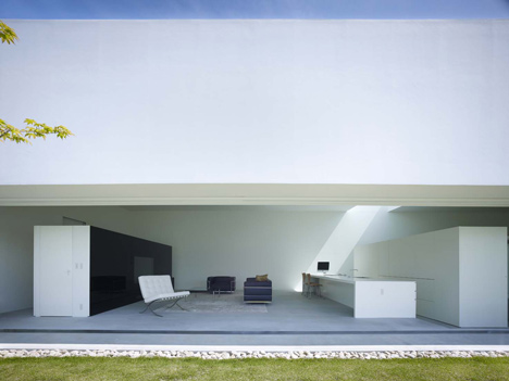 Warehouse by Shinichi Ogawa Associates Warehouse by Shinichi Ogawa Associates
