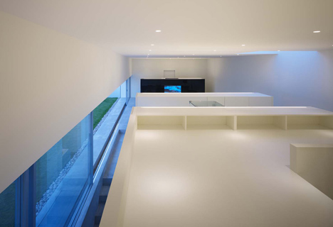 Warehouse by Shinichi Ogawa Associates Warehouse by Shinichi Ogawa Associates