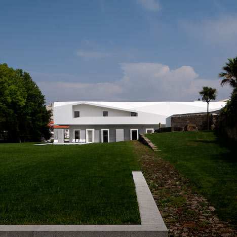 House in Oporto by Alvaro Siza House in Oporto by Alvaro Siza