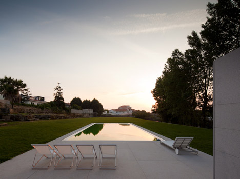 House in Oporto by Alvaro Siza House in Oporto by Alvaro Siza