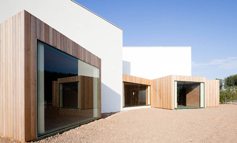Lolita by Langararita-Navarro Arquitectos Lolita by Langararita-Navarro Arquitectos