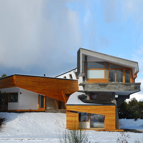 Ribbon House by G2estudio