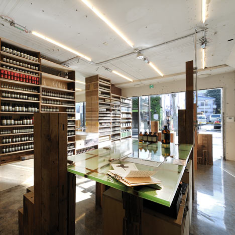 Aesop Aoyama by Jo Nagasaka and Schemata Architecture Office Aesop Aoyama by Jo Nagasaka and Schemata Architecture Office